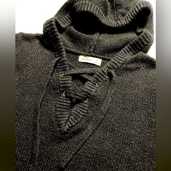 HOLLISTER Sweater - Picture 2 of 10